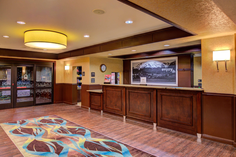 Public Area 2, Hampton Inn & Suites Ontario, San Bernardino