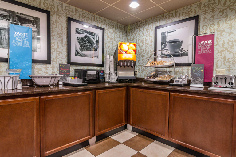 Public Area 2, Hampton Inn Winchester-University/Mall Area, Winchester
