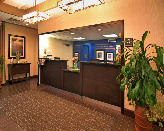 Public Area 2, Hampton Inn Gainesville, Alachua