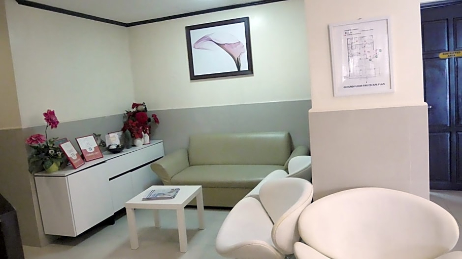 Bathroom 4, Amax Inn Makati, Makati City
