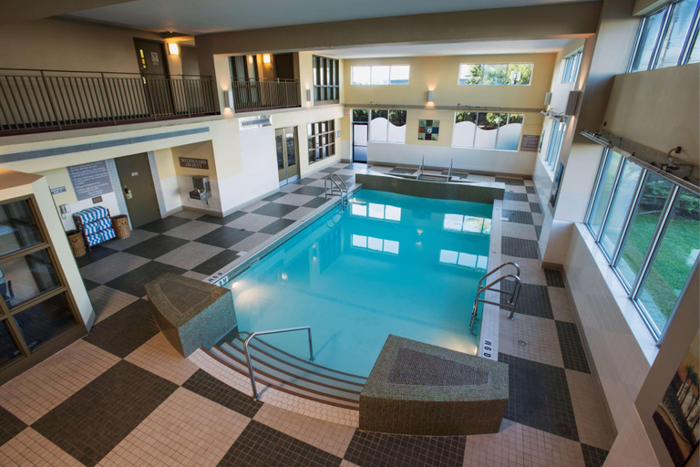 Sport & Beauty 2, Hilton Suites Winnipeg Airport, Division No. 11