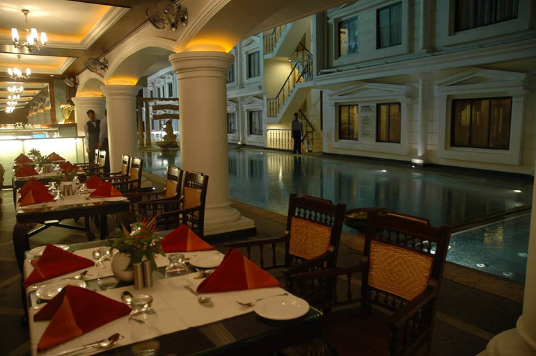 Food & Drinks 5, Anandha Inn, Viluppuram