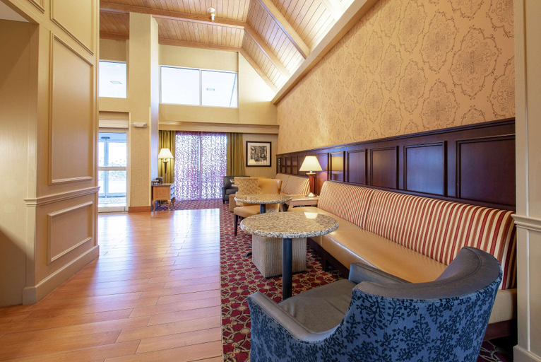 Public Area 2, Hampton Inn & Suites Williamsburg-Richmond Rd., Williamsburg