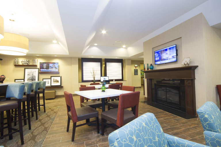 Public Area 2, Hampton Inn Marshall, Calhoun