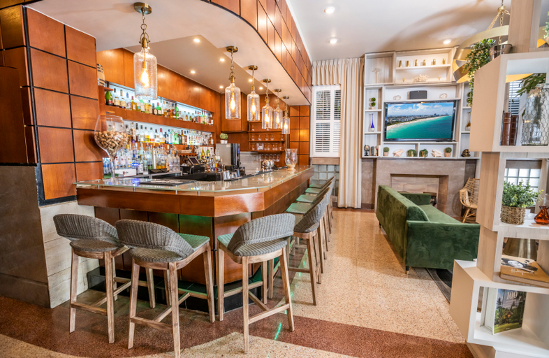Food & Drinks 5, Chesterfield Hotel & Suites, Miami-Dade
