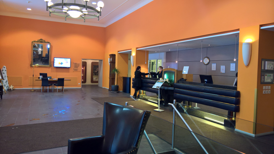 Public Area, De France by Thermalhotels, Leuk
