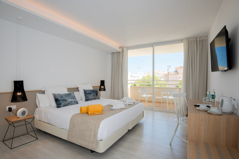 Bedroom 3, Globales Cala Bona, Baleares