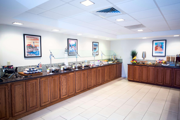 Public Area 4, DoubleTree by Hilton Hotel Portland, Cumberland