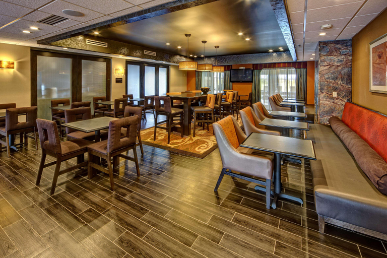 Food & Drinks 5, Hampton Inn Indianapolis-SW/Plainfield , Hendricks