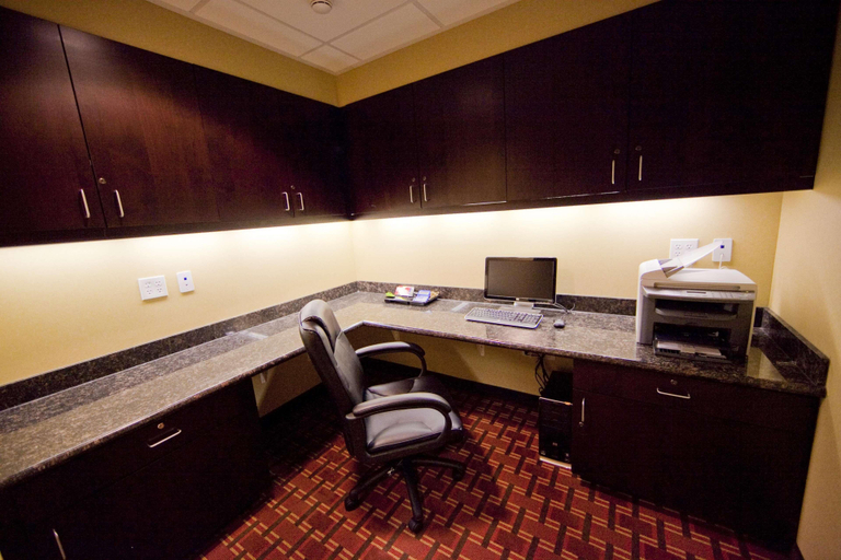 Bathroom 4, Hampton Inn & Suites Seattle Kent, WA, King