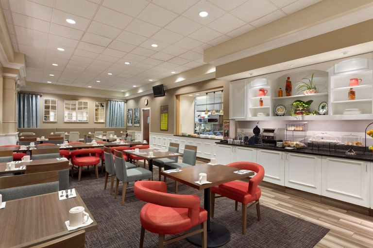 Food & Drinks 5, Hilton Garden Inn Ithaca, Tompkins