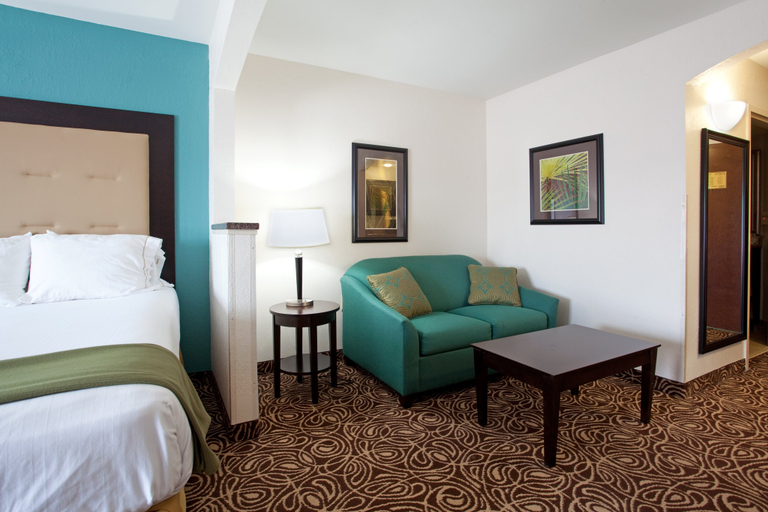 Bedroom 3, Country Inn & Suites By Radisson,Murrells Inlet SC, Horry
