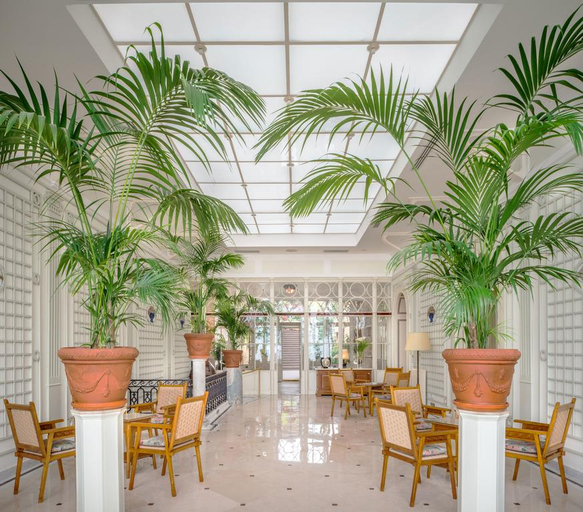 Public Area, Grand Hotel Excelsior Vittoria, Napoli