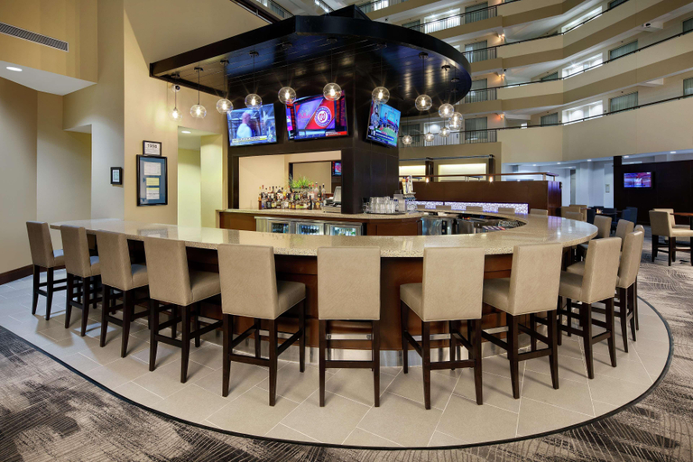 Food & Drinks 5, Embassy Suites Detroit Troy Auburn Hills, Oakland