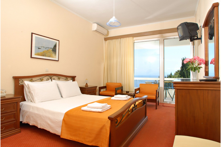 Bedroom 3, Alexandros Hotel - All Inclusive, Ionian Islands