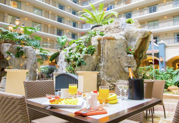 Public Area 2, Embassy Suites by Hilton Fort Lauderdale 17th Street, Broward