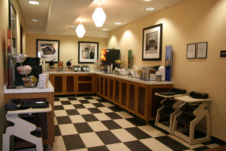 Public Area 2, Hampton Inn Kansas City-Lee's Summit, Kansas City
