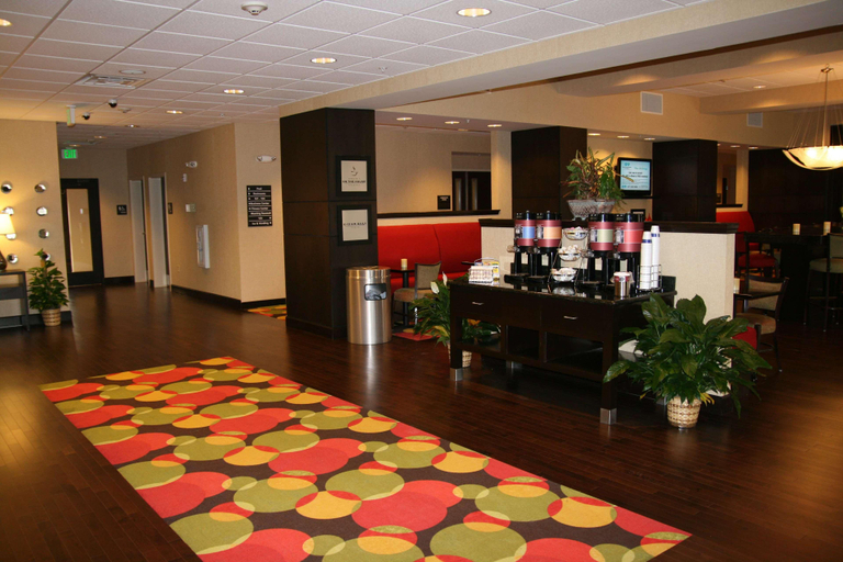 Public Area 2, Hampton Inn Jacksonville-Anniston Area, Calhoun