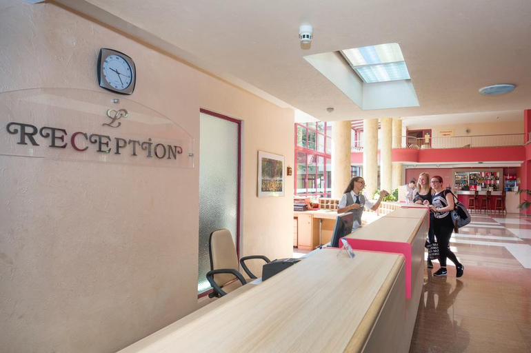 Public Area 4, Longosa, Nesebar
