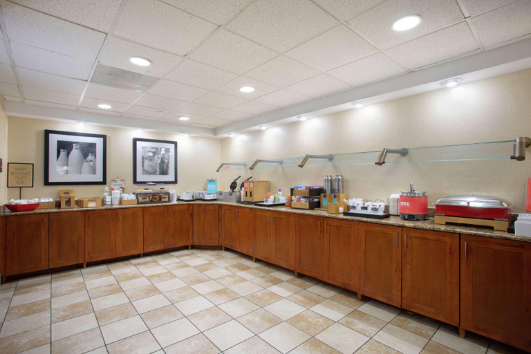 Public Area 2, Hampton Inn & Suites Kansas City-Merriam, Kansas City