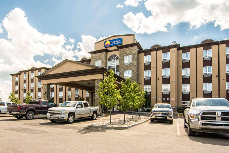 Public Area 2, Comfort Inn & Suites, Division No. 11