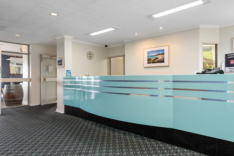 Public Area 3, Scamander Beach Resort, Break O'Day