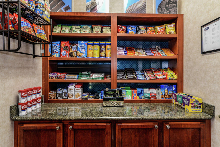 Public Area 2, Hampton Inn & Suites Detroit/Chesterfield Township, Macomb