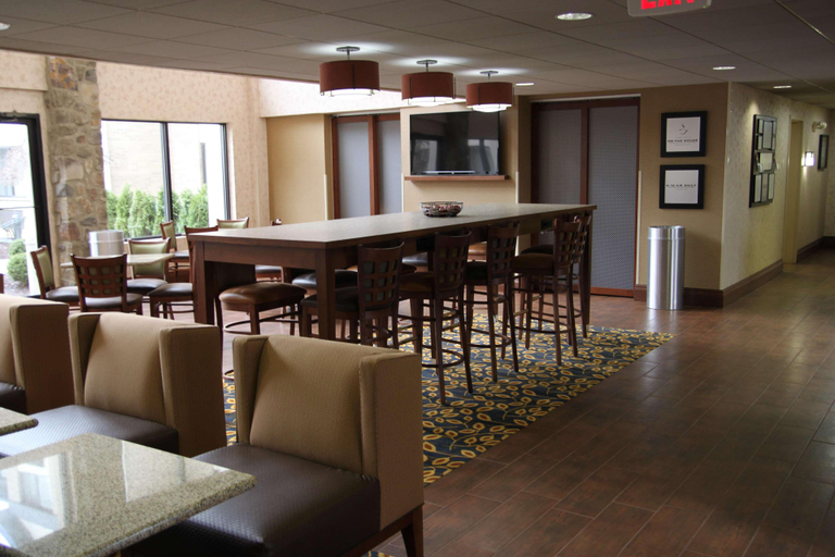 Public Area 3, Hampton Inn & Suites Chillicothe, Ross