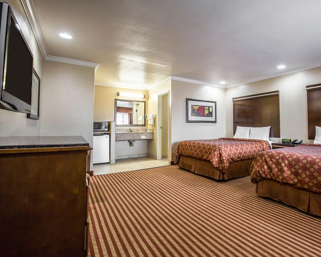 Public Area 3, Motel 6 Carlsbad, CA - North, San Diego