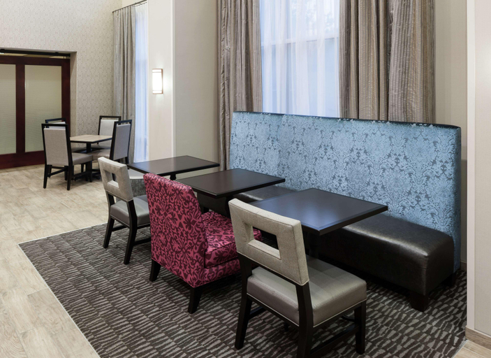 Public Area 2, Hampton Inn & Suites Westford-Chelmsford, Middlesex