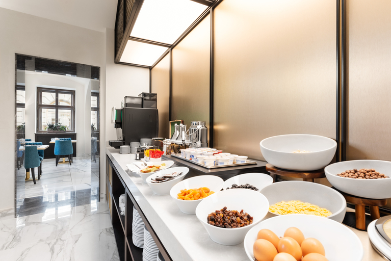 Food & Drinks 5, Aurea Legends by Eurostars Hotel Company, Praha 1