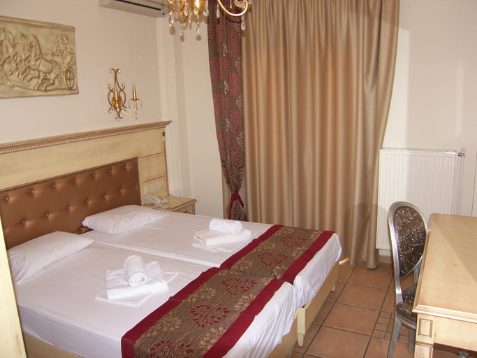 Bedroom 3, Parthenon Art Hotel, Central Macedonia