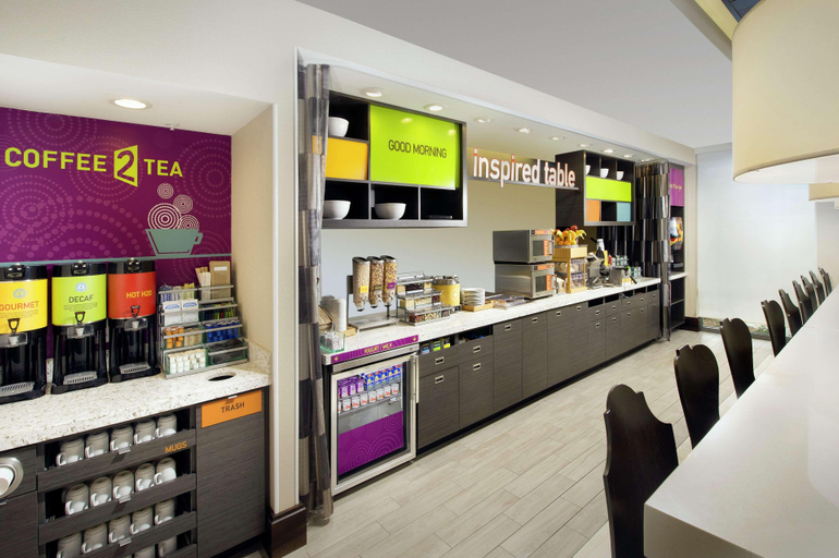 Food & Drinks 5, Home2 Suites by Hilton Louisville East/Hurstbourne, Jefferson