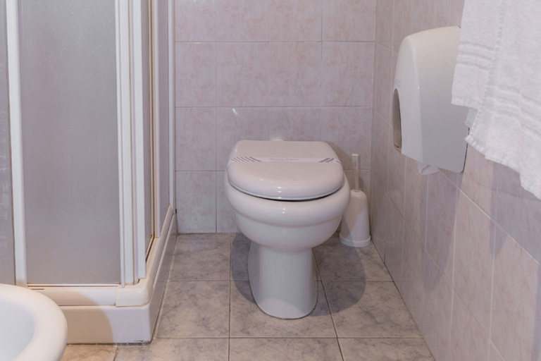 Bathroom 4, Hotel Malavoglia Inn, Catania