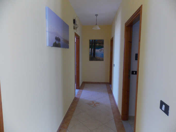 Public Area 2, Hotel Real, Sarandës