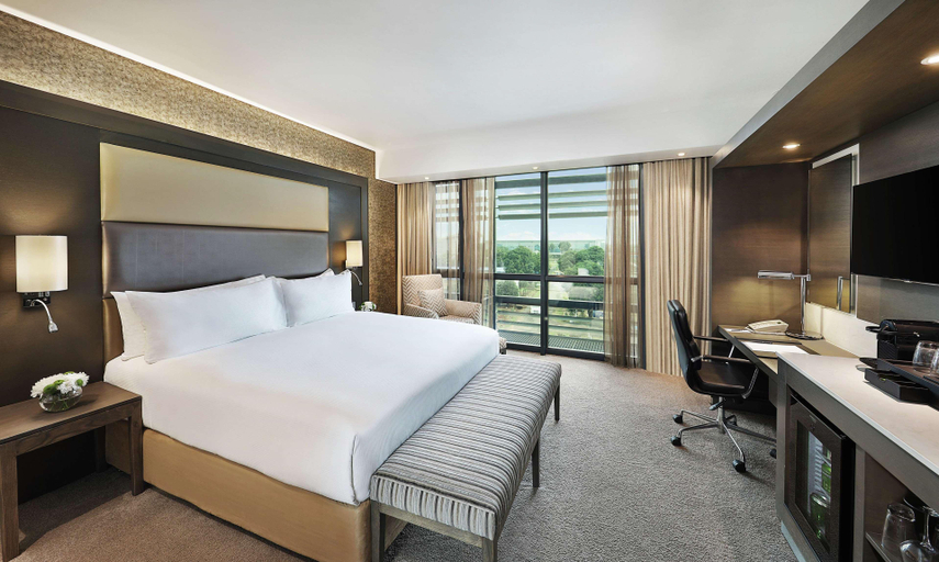 Bedroom 3, Legend Hotel Lagos Airport, Curio Collection by Hilton, Oshodi/Isolo