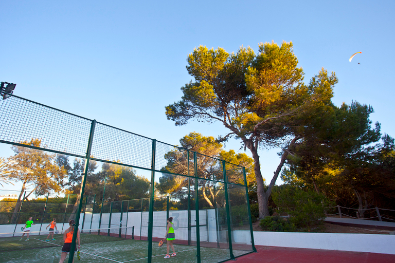 Others 5, Seth Mestral Llebeig, Baleares