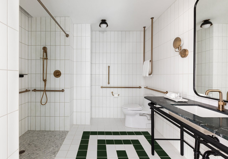 Bathroom 4, Woodlark, Multnomah
