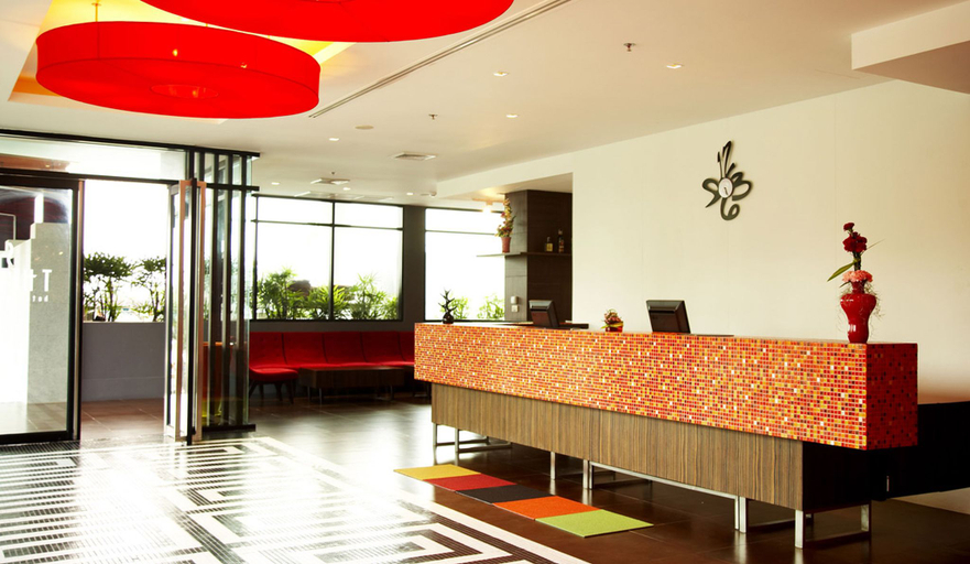 Public Area 2, The Sez Hotel Bangsaen, Muang Chon Buri