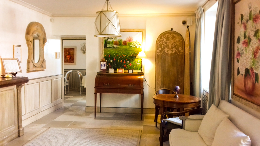 Public Area 4, Villa Catarie, Pyrénées-Atlantiques