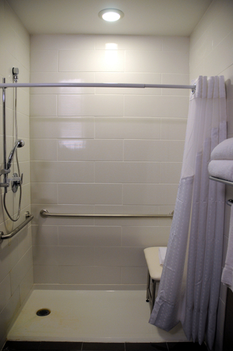 Bathroom 4, Chateau Inn & Suites Bonnyville, Division No. 12