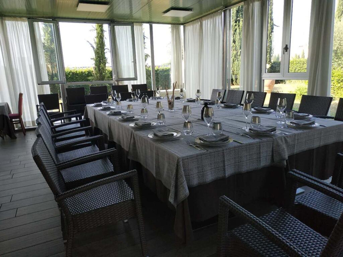 Food & Drinks 5, Charme, Prato