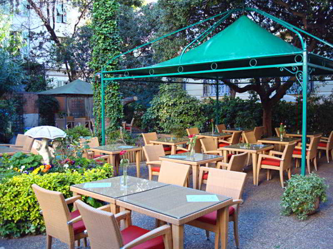 Food & Drinks 2, Hotel Oasis, Alpes-Maritimes