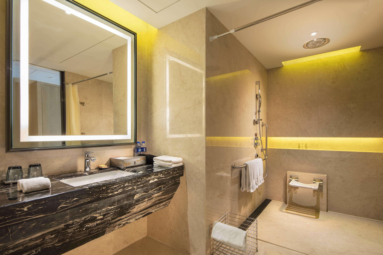 Bathroom 5, DoubleTree by Hilton Anshun, Anshun
