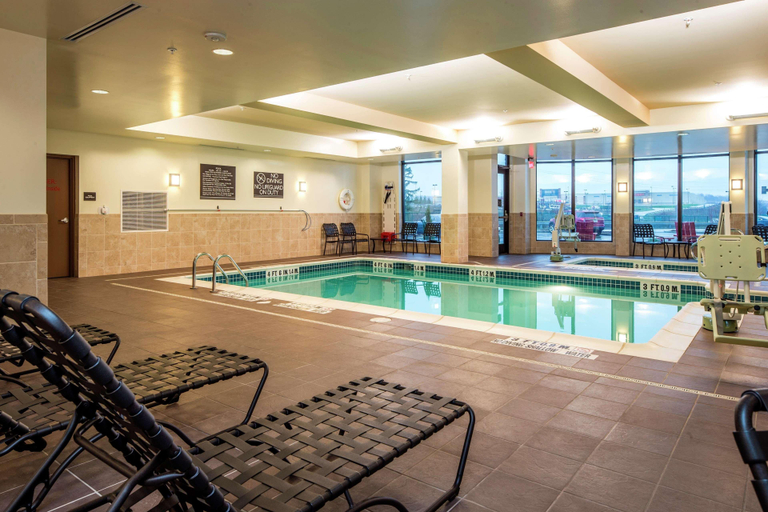 Sport & Beauty 5, Hilton Garden Inn Uniontown, Fayette