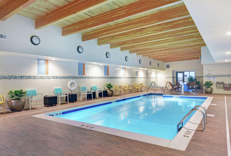 Sport & Beauty, Home2 Suites By Hilton Bettendorf Quad Cities, Scott