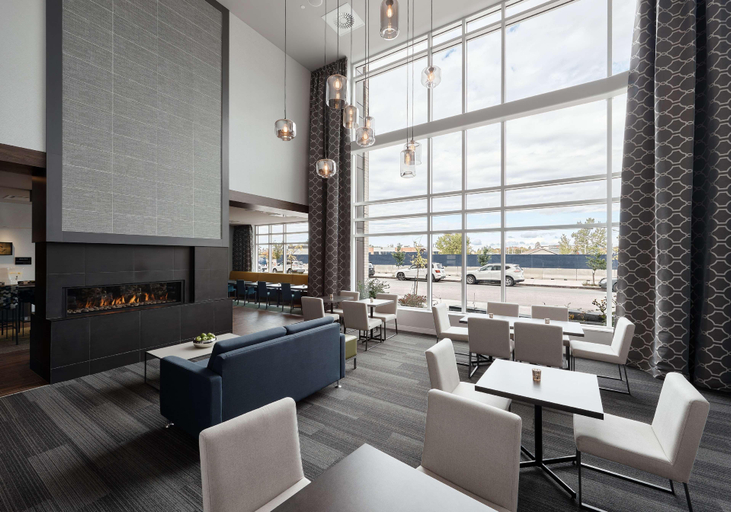 Public Area 2, Hampton Inn & Suites Quebec City/ Saint-Romuald, Les Chutes-de-la-Chaudière