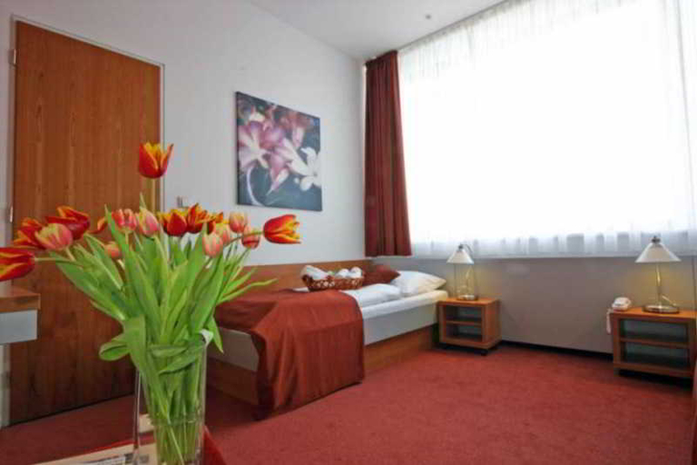 Bedroom 2, Hotel Ruby Blue, Ostrava