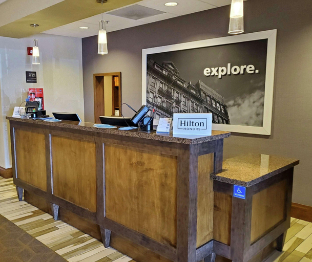 Public Area, Hampton Inn & Suites Salinas, Monterey