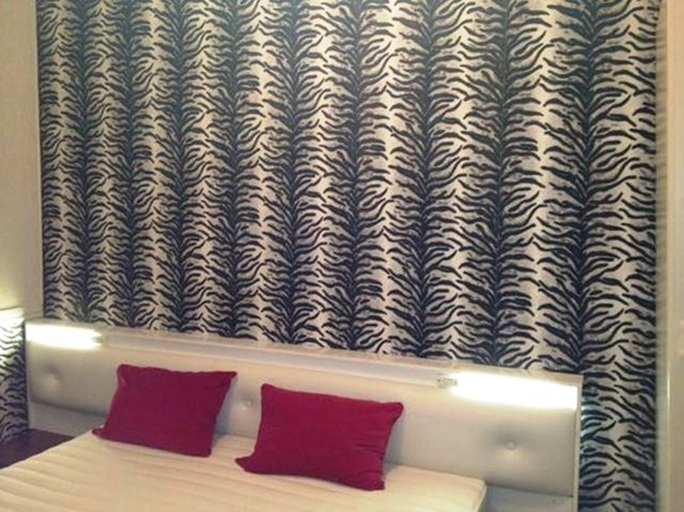 Bedroom 2, The Hatton Hotel, Blackpool